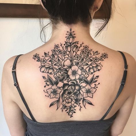 Floral Back Tattoos, Tattoo Son, Cool Back Tattoos, Back Piece Tattoo, Flower Tattoo Back, Ribbon Tattoos, Pieces Tattoo, Large Tattoos, Back Tattoo Women