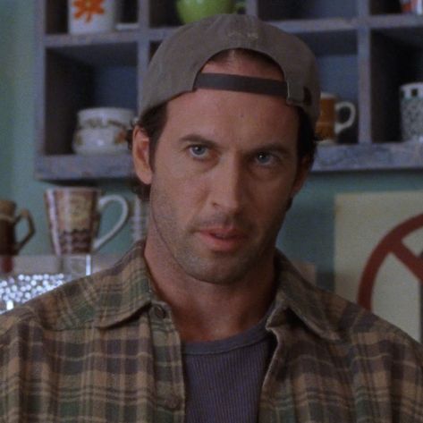 Gilmore Girls Fashion, Gilmore Girls Luke, Gilmore Guys, Scott Patterson, Luke Danes, Watch Gilmore Girls, Team Logan, Jess Mariano, Lorelai Gilmore