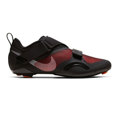 The Nike SuperRep Cycle features an outer plate compatible with SPD and Delta cleats, making it a perfect compliment for any type of pedal-driving indoor cycling workouts.... Indoor Cycling Shoes, Indoor Cycling Workouts, Cycle Training, Nike Air Max 200, Turf Shoes, Indoor Cycling, Bike Gear, Mens Nike Shoes, Cycling Shoes