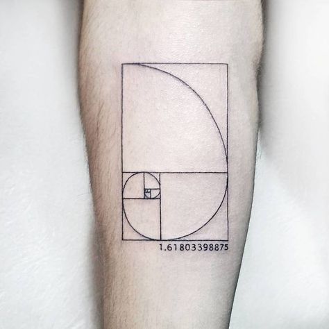 Tatouage Fibonacci, Golden Ratio Tattoo, Yantra Tattoo, Fibonacci Tattoo, Golden Section, Spiral Tattoos, Tatuagem Masculina Pequena, Tattoo Background, Shape Tattoo