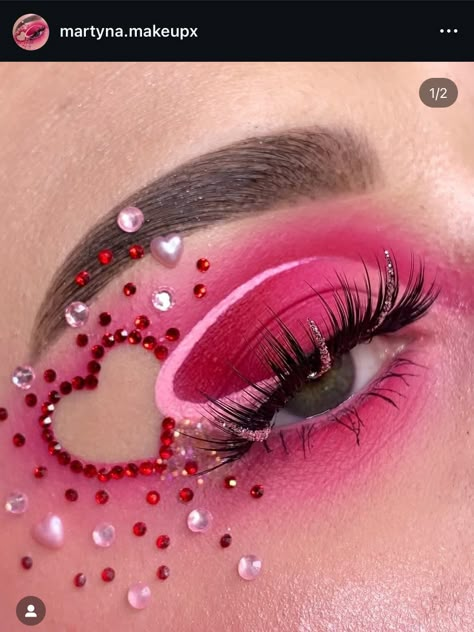 Valentine’s Day Inspired Makeup, Candy Hearts Makeup, Cute Simple Valentines Makeup, Easy Valentine Makeup Looks, Valentines Themed Makeup, Scary Valentines Day Makeup, Candy Heart Makeup, Queen Of Hearts Makeup Look, Valentines Face Painting Ideas