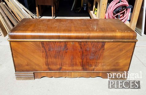 Refinish Hope Chest, Hope Chest Diy, Hope Chest Makeover, Cedar Chest Redo, Chest Of Drawers Decor, Chests Diy, Chest Makeover, Hope Chests, Chest Ideas