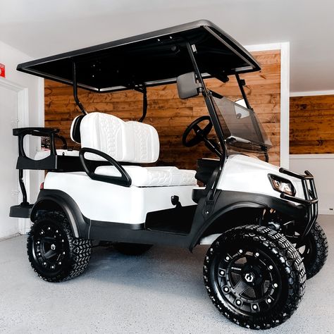 Fancy Golf Carts, Golf Cart Assessories, Bronco Golf Cart, Luxury Golf Cart, Golf Cart Remodel, Cool Golf Carts, Custom Golf Carts Ideas, Preppy Golf Cart, Golf Cart Aesthetic