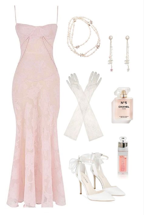 #coquette #lanadelrey #fitinspo Coquette Prom, Sweet Sixteen Outfits, Sweet 16 Outfits, Masquerade Outfit, Prom Inspo, Date Outfit, Mode Kpop, Pink Prom Dresses, Vestidos Vintage