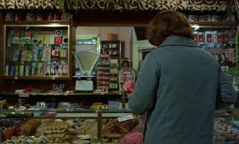 THE TOP 10 MOST PRETENTIOUS FILMS Jeanne Dielman, Call Film, Chantal Akerman, Vintage Grocery, I Don't Understand, Film Grab, Vintage Country, Vintage Recipes, Top Ten