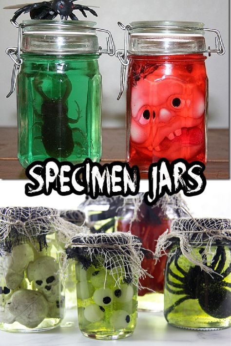 Mason Jar Halloween Decorations, Specimen Jars, Mad Scientist Halloween, Halloween Jars, Halloween Circus, Halloween Office, Halloween Mason Jars, Halloween Science, Halloween Creative