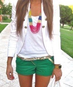 . Styling Shorts, Short Verde, Outfit Short, Look Short, Shorts Outfit, Boutique Fashion, White Blazer, Green Shorts, Looks Style