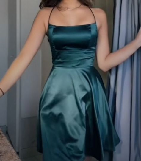 Grade 8 Grad Dresses Silk, Purple Grad Dresses Grade 8, Semi Formal Blue Dress, Grad Dress Grade 8, Teal Hoco Dress, Grade 8 Grad Dresses Short, Homecoming Dresses Aesthetic, Grade 8 Graduation Dresses, Grad Dresses Grade 8