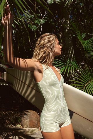 FP Movement's Surf Shop offers the best surf swimwear and surf gear. Explore surf bikinis, tops, board shorts & more to get ready to shred some waves. Free People Swimsuit, Surf Swimwear, Green One Piece Swimsuit, Surfing Swimwear, Surf Bikinis, Stone Fox, Swimsuit With Shorts, Surf Suit, Modest Swimwear