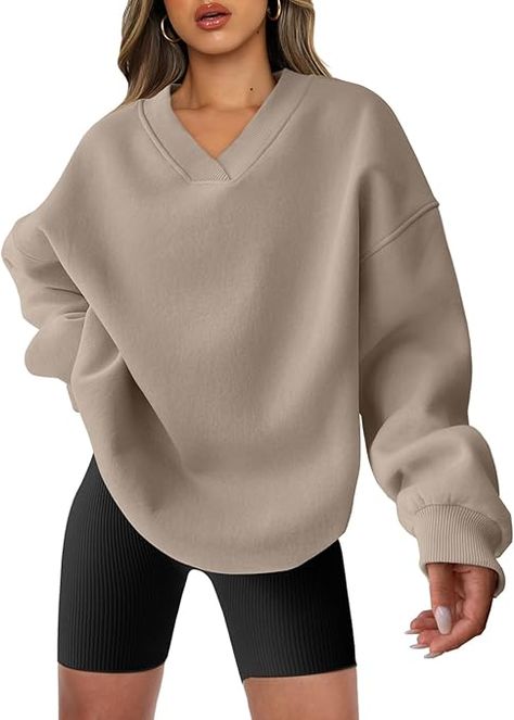 Oversized V Neck Sweatshirt Fleece Long Sleeve V Neck Sweatshirt, Hoodies Pullover, Preppy Clothes, Comfy Tops, Preppy Outfits, Long Sleeve Hoodie, Pullover Hoodie, Fall Outfits, Top Outfits