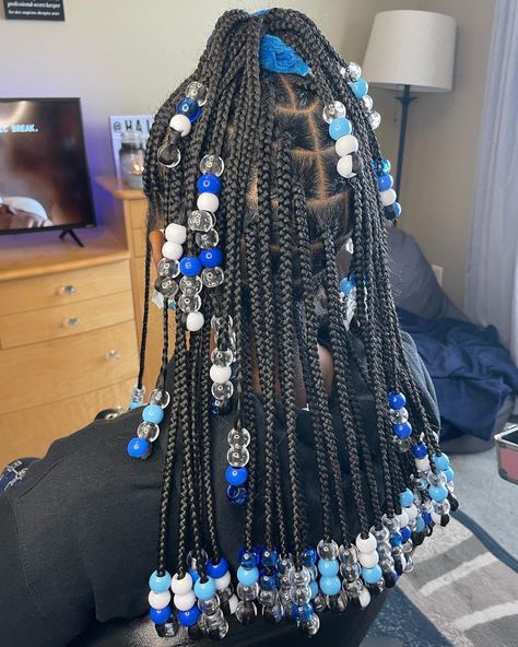 Braids And Beads, Black Kids Braids Hairstyles, Short Box Braids Hairstyles, Single Braids, Braided Hairstyles For Teens, Box Braids Hairstyles For Black Women, Cute Braided Hairstyles, Quick Braided Hairstyles, Cute Box Braids Hairstyles