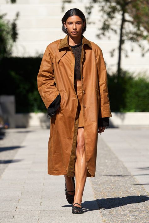 Styling Tips from CPHFW SS25 - by Angharad Jones Lovechild 1979, Brown Tunic, Dark Brown Shoes, Barn Coat, Copenhagen Fashion, Copenhagen Style, Copenhagen Fashion Week, Sheer Shirt, Colorful Shoes