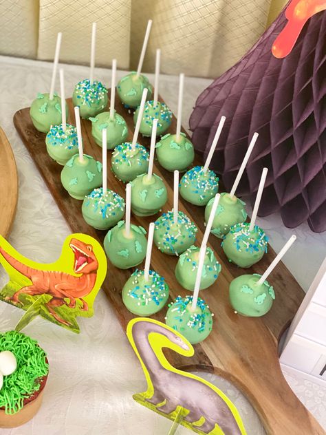 Dinosaur Birthday Party Dessert Table, Dino Party Dessert Table, Dinasour Cake Pop, Dino Party Table Decor, Dinosaur Theme Cake Pops, Cake Pops Dinosaur, Diy Dinosaur Cupcakes, Dinosaur Birthday Desserts, Dinosaur Cake Pops Boys