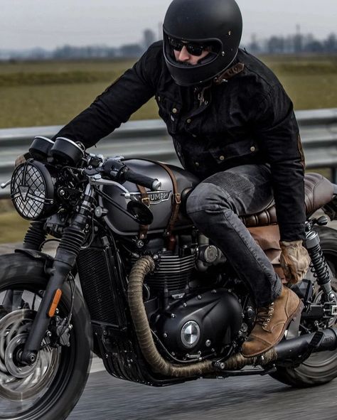 Cafe Racer Outfit, Racer Outfit, Triumph Moto, Modern Cafe Racer, Motorcycle Cruiser, Triumph Cafe Racer, Triumph Bobber, Racer Motorcycle, Мотоциклы Cafe Racers