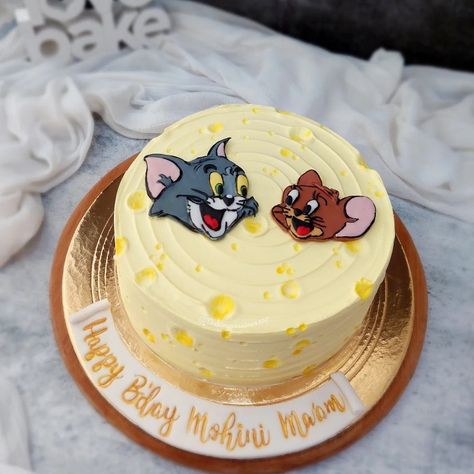 Tom And Jerry Cake Designs, Tom And Jerry Cake Ideas, Tom And Jerry Birthday Cakes, Tom And Jerry Birthday Party Ideas, Birthday Cartoon Cake, Tom And Jerry Birthday Party, Bolo Tom E Jerry, Tom And Jerry Birthday, Tom N Jerry