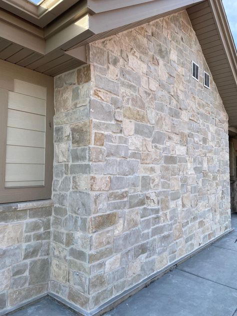 Roanoke Real Stone Veneer Exterior Accent Wall Wainscoting | Quarry Mill Veneer Stone Exterior House Front Porches, Gray Rock House Exterior, Brick House With Rock Accents, Stone On The Front Of House, Rock Exterior Homes Modern Farmhouse, Stone Wanescoat Exterior, Cultured Stone Veneer Exterior, Exterior Veneer Stone, Exterior Decorative Wall