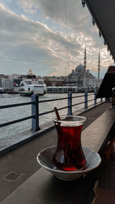 Turkey Culture, Mekka Islam, Turkey History, Turkey Vacation, Side Turkey, Istanbul Turkey Photography, Turkey Country, Istanbul Travel, Turkish Tea