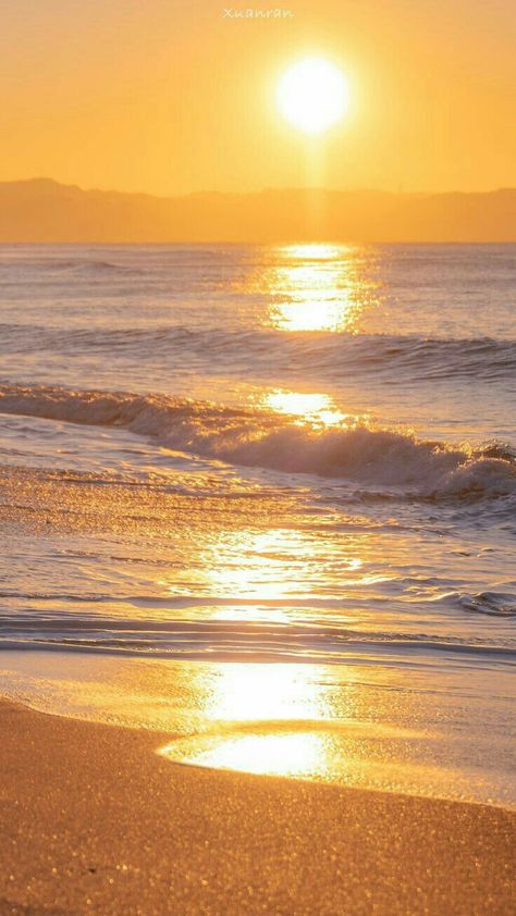 Sunset Lamp, Good Morning Beautiful Images, Pretty Landscapes, Yellow Wallpaper, Pretty Sky, Yellow Aesthetic, Angel Numbers, Sunset Pictures, Seascape Paintings