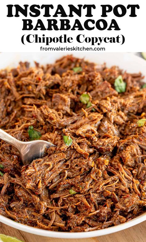 Chipotle Beef Recipe, Barbacoa Crock Pot, Chipotle Barbacoa Recipe, Instant Pot Barbacoa, Chipotle Barbacoa, Beef Barbacoa Slow Cooker, Chipotle Beef, Chipotle Copycat, Chuck Roast Recipes