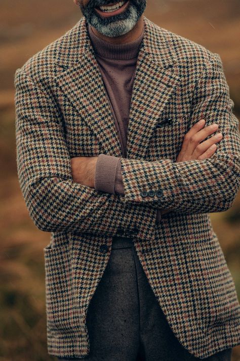 Harris And Tweed — A Collaboration Jacket With JKF Man — The Anthology Tweed Jacket Men, Dope Jackets, Tweed Jacket Outfit, Chambray Shirts, Pink Tips, Brown Flannel, Tweed Sport Coat, Harris Tweed Jacket, Casual Dressing