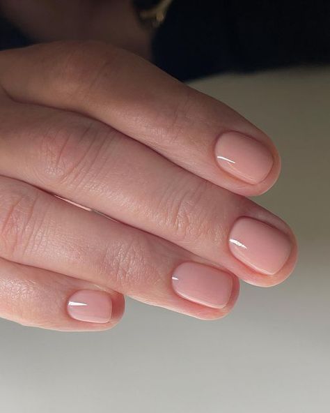 Bio Nails, Natural Nails Manicure, Mens Nails, Subtle Nails, Simple Gel Nails, Casual Nails, Cute Gel Nails, Oval Nails, Neutral Nails