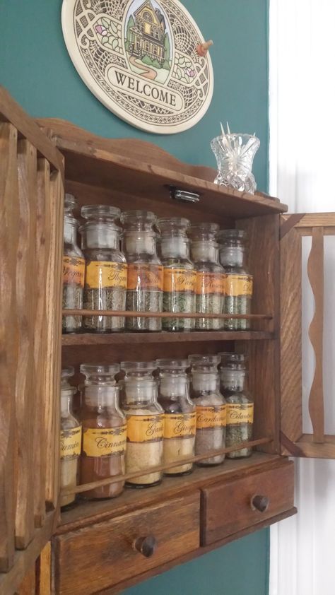 Antique Spice Cabinet, Vintage Spice Cabinet, Antique Spice Rack, Vintage Spice Jars, Spice Rack Vintage, Real Farmhouse, Vintage Spice Rack, Spice Cabinets, L Couch