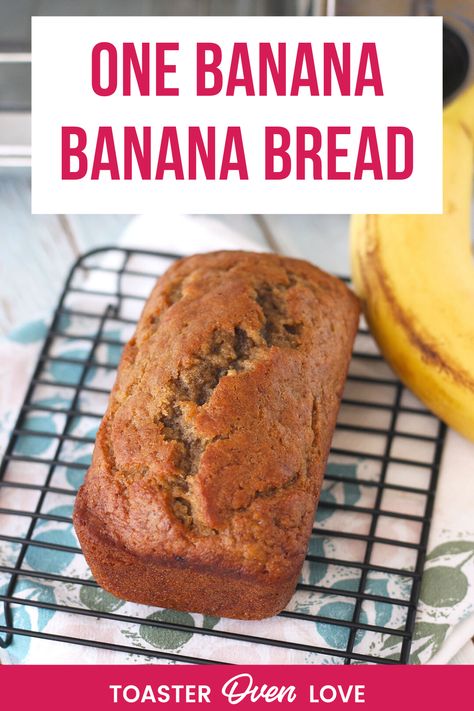 Toaster oven banana bread, made with simple ingredients and just ONE BANANA. Bake up a mini loaf or a dozen mini muffins with this easy small-batch recipe, the perfect amount if you’re cooking for two or just for you! Small Banana Bread Recipe, One Banana Banana Bread, Toaster Oven Cooking, Toaster Oven Recipes, Banana Bread Loaf, Bread Toaster, Small Batch Baking, Easy Banana Bread Recipe, Dessert For Two