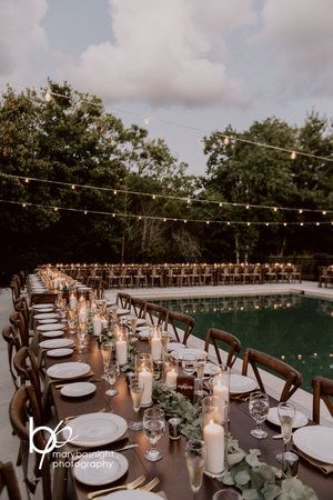 The Black Stallion Poolside Dining - Outer Banks Wedding, Rental Home, Vacation Home, Event Home Poolside Wedding Reception, Pool Wedding Decorations, Engagement Story, Obx Wedding, Poolside Dining, Pool Wedding, Outer Banks Wedding, 21 Diner, Black Stallion