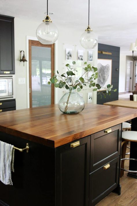 A Big Sale on Butcher Block Countertops! (You can use them everywhere!) - Chris Loves Julia Block Countertops, Interior Boho, Black Kitchen Island, Butcher Blocks, Kitchen Island Decor, Modern Kitchen Island, Kitchen Decor Modern, Butcher Block Countertops, Kitchen Remodeling Projects