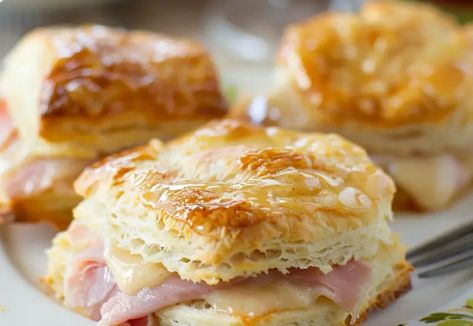 Ham And Cheese Flaky Biscuits, Ham Cheese Biscuits, Ham And Cheese Biscuits, Honey Ham Biscuits, Football Foods, Ham Biscuits, Savory Ham, Honey Ham, Flaky Biscuits