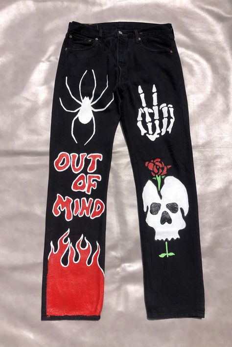 Hand painted 🕊 Black Jean Painting Ideas, Hand Painted Pants Ideas, Black Painted Jeans, Gothcore Pink, Hand Painted Pants, Denim Jacket Diy Paint, Hand Painted Jeans, Custom Jeans Diy, Denim Diy Clothes