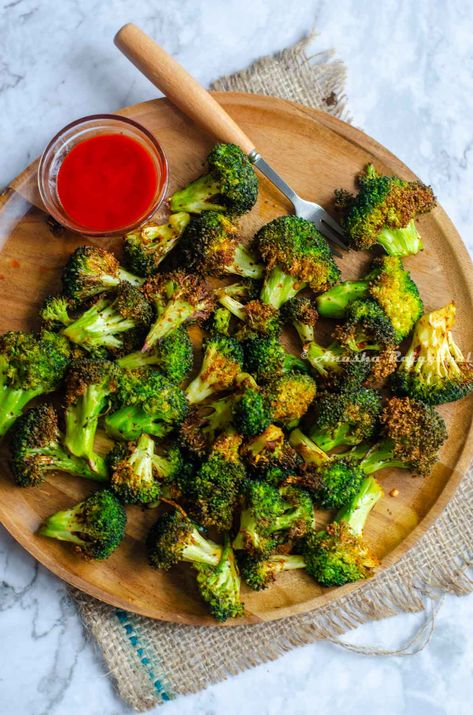 Crispy Chilli Beef, Air Fryer Broccoli, Broccoli Tofu, Spicy Broccoli, Ribeye Steak Recipes, Chili Crisp, Fried Broccoli, Veggie Fries, Meatless Monday Recipes