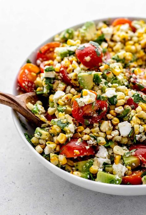 Grilled Corn Avocado Salad with Feta, Cilantro, & Lime Corn Salad With Avocado, Corn Tomato Avocado Salad, Grilled Chicken Recipes Easy, Corn Salad Recipe, Corn Avocado Salad, Salad Dressing Recipes Healthy, Grilled Corn Salad, Corn Avocado, Vegetarian Salad