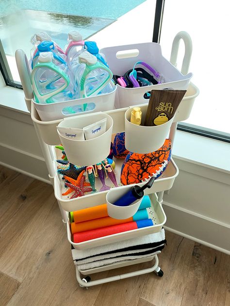 Pool House Cubbies, Outdoor Sunscreen Storage, Pool Patio Ideas On A Budget, Pool Deck Organization Storage Ideas, Pool Toy Organization Ideas, Pool Caddy Ideas, Pool House Organization Ideas, Poolside Storage Ideas, Changing Area For Pool