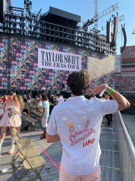 And yes he actually likes taylor🙌🏼 Men Taylor Swift Concert Outfit, Eras Tour Outfits Men Lover, Taylor Swift Concert Outfit For Guys, Boy Eras Tour Outfit, Eras Tour Guy Outfits, Mens Eras Tour Outfit Ideas, Boys Eras Tour Outfits, Guys Eras Tour Outfits, Eras Tour Outfits Boys