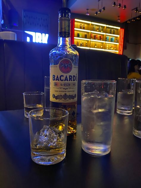 #angedevera angel de vera #girlsnightout #girls #partygirl #party #bacardi Bacardi Aesthetic, Bacardi Gold, Beer Girl, Party Aesthetic, Bacardi, Girl Party, Party Girls, Girls Night Out, Beer