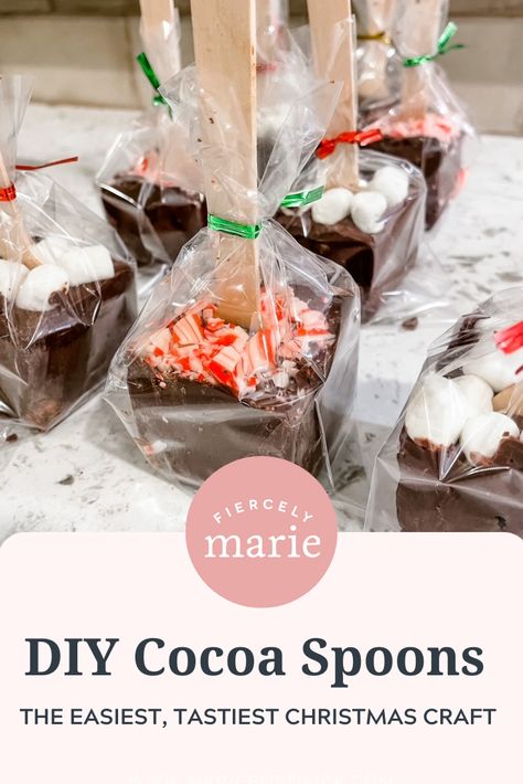 Diy Cocoa Mix Gift, Chocolate Christmas Gifts Diy, Hot Chocolate Stir Spoons, Hot Chocolate Cubes, Diy Chocolate Spoons For Hot Chocolate, Hot Cocoa Stirrers Diy, Hot Chocolate Spoons Recipe, Diy Hot Cocoa Spoons, How To Make Hot Chocolate Spoons