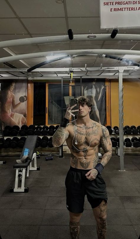 Attractive Men Tattoos, Style For Muscular Man, Big Guy Tattoos, Tatooed Guys Aesthetic, Buff Tattooed Men, Fully Tattooed Man, Tattoo Guy Aesthetic, Punk Guy Aesthetic, Tattoed Guys Aesthetic