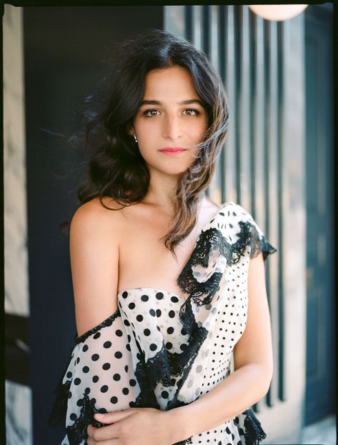 Jenny Slate Is Trying Not to Overshare Marcel The Shell, Jenny Slate, Va Va Voom, Net Worth, Nice Tops, Celebrities Female, Beautiful People, Actresses, Celebrities