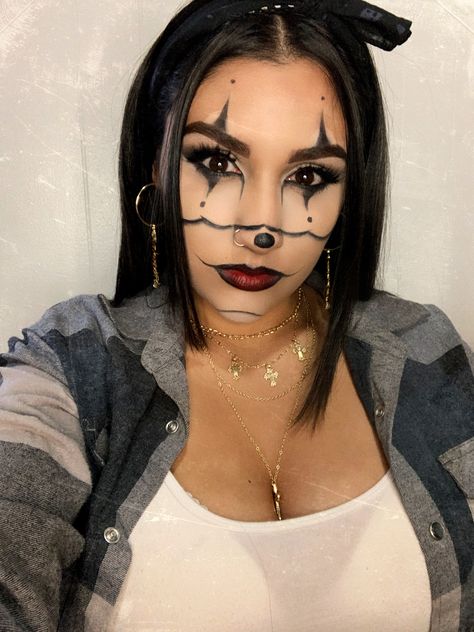 Chicano Makeup Halloween, Black Clown Makeup Halloween, Old School Clown Makeup, Chola Halloween Makeup, Gangster Clown Costume, Chicana Makeup Clown, Chola Clown Makeup Halloween, Smile Now Cry Later Makeup, Clown Makeup Chicano