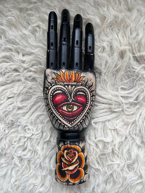 Tattoo Booth Decor, Tattoo Shop Decor, Random Accessories, Flame Tattoos, Booth Decor, Mannequin Art, Tarot Cards Art, Polymer Crafts, School Tattoo