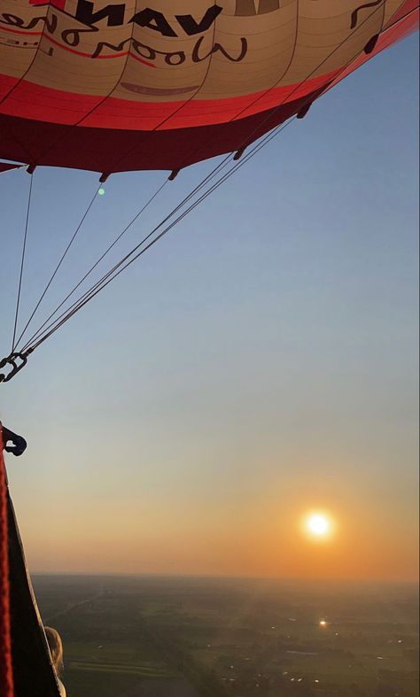 Hot Air Balloon Ride Aesthetic, Hot Air Balloon Aesthetic, Bucketlist Aesthetic, Hot Air Balloon Rides, Sunset Aesthetic, Vision Boards, Summer 24, Hot Air Balloon, Fashion Summer