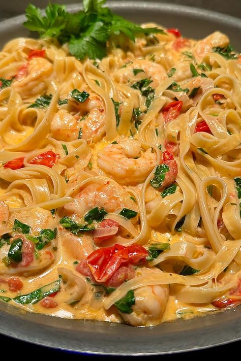 Resep Oatmeal, Spinach Cream Sauce, Shrimp Pasta Recipes Easy, Shrimp Recipes For Dinner, Shrimp Recipes Easy, Pasta Dinner Recipes, Shrimp Dishes, Seafood Pasta, Deilig Mat