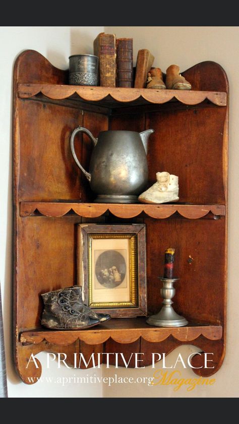 Cottagecore Shelf Ideas, Entryway Table Decor Vintage, Kitchen Shelf Wall, Primitive Shelf Decor Ideas, Vintage Floating Shelves, Old Shelves, Primitive Wall Shelf, Vintage Shelves, Primitive Shelves