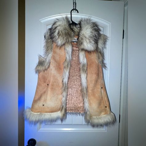 Excellent Condition, Worn Twice. Size M Tasha Polizzi's Collection Tasha Polizzi, Boho Vest, Western Boho, Tan Brown, Brown Color, Faux Fur, Jackets For Women, Jackets & Coats, Cream