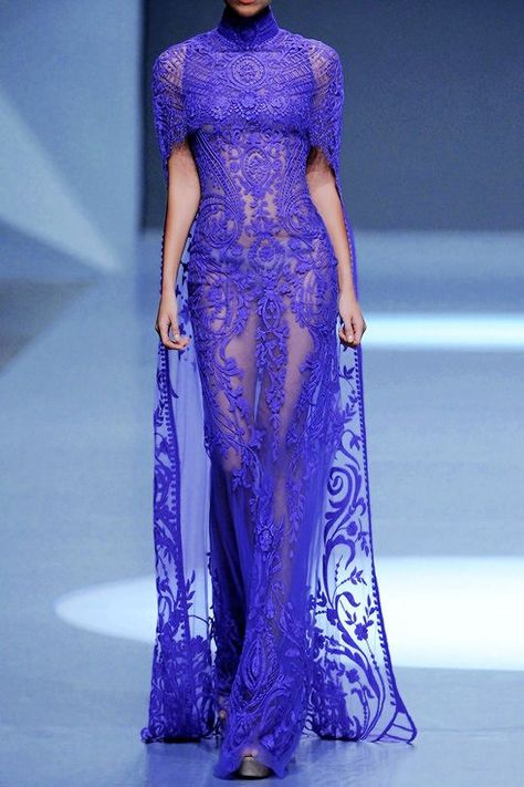 Michael Cinco Couture, Hot Couture, Michael Cinco, Purple Lace Dress, Fashion Couture, Violet Color, Couture Mode, Runway Dresses, فستان سهرة