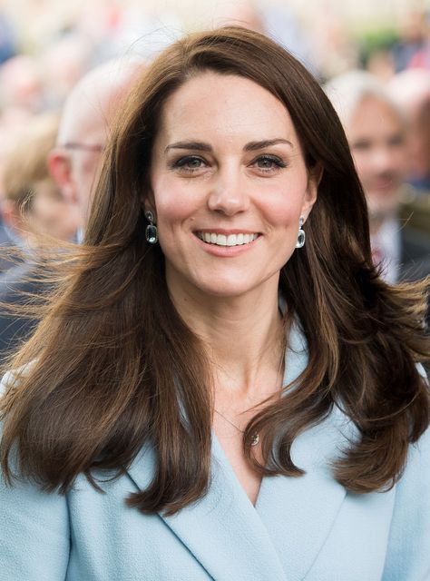 Kate Middleton Skin, Pippa Middleton Wedding, Style Kate Middleton, Princess Diana Wedding, Wedding Perfume, Kate Middleton Hair, Duchesse Catherine, Kate Middleton Pictures, Diana Wedding