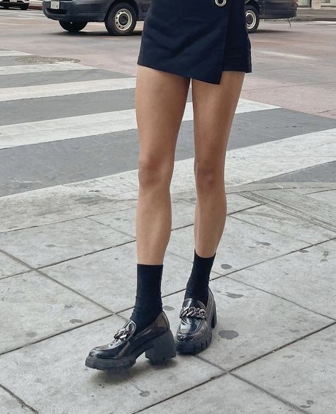 black loafer shoes paired with black high ankle socks and a black mini skirt, summer outfit ideas, all black outfit, black on black on black #loafers #socks #summer #fall #fallfashion #summerstyle #outfits #outfitideas #fashion #style | @julia_ruelas on ig Heeled Loafers Outfit Aesthetic, Heel Loafers Outfit Style, How To Style Loafers Summer, Moccasin Shoes Women Outfit, Steve Madden Loafers Woman, Loafers With Heels Outfit, Heeled Loafers Outfit Dress, Outfits With Heeled Loafers, Chunky Heel Loafers Outfit