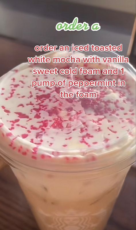 Peppermint Starbucks, Starbucks Christmas Drinks, Starbucks Drink Menu, Peppermint Coffee, Starbucks Peppermint Mocha, Starbucks Holiday Drinks, Christmas Drinks Recipes, Starbucks Secret Menu Recipes, Nespresso Recipes