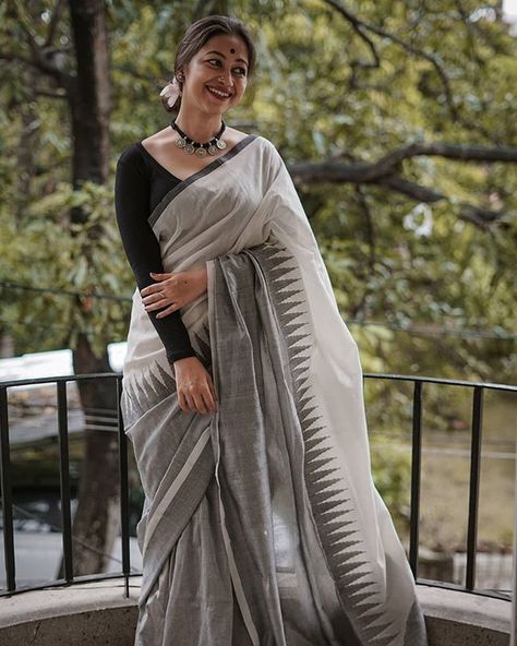 SNEAK PEEK! Fabric: A Stunning Handwoven Pure Tussar Katiya Jute Silk Statement Saree. Price: 9900/- all inclusive Now Available on our… Amrapali Boutique, Cotton Saree Blouse Designs, Indian Sari Dress, Grey Saree, Khadi Saree, Cotton Saree Designs, Sari Blouse Designs, Indian Saree Blouses Designs, Saree Blouse Patterns